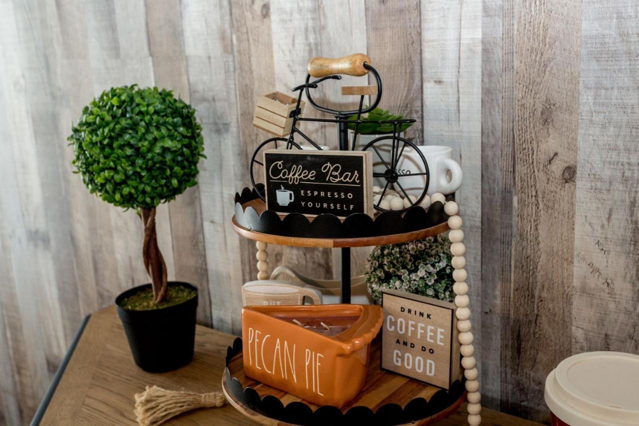 Once-In-A-Lifetime Coffee-Themed Stay For Up To 8 Clarksville Zewnętrze zdjęcie